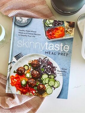 NEW Skinnytaste Meal Prep Gina Homolka Cookbook Hardcover